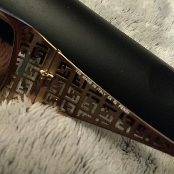 Authentic Fendi gold frame sunglasses. main image 5